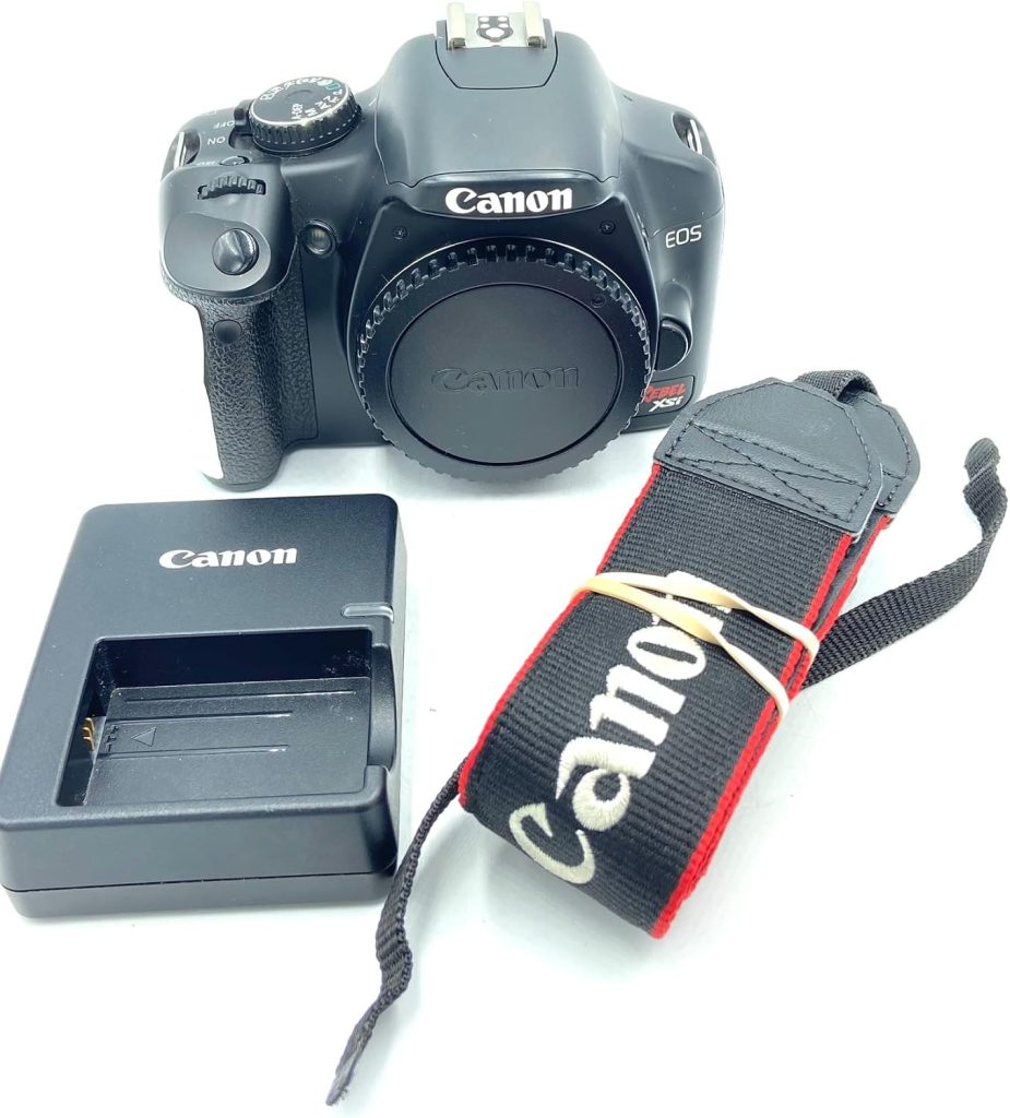 Canon Rebel XSi DSLR Camera with EF-S 18-55mm f/3.5-5.6 IS Lens (OLD MODEL)