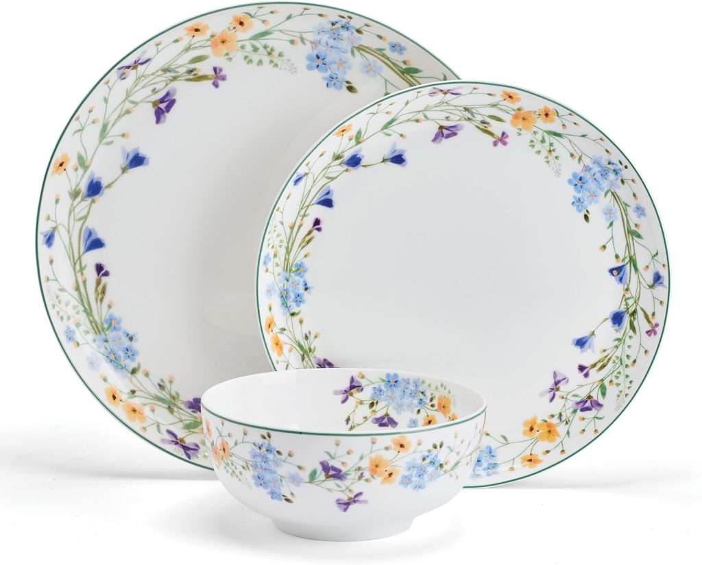 Mikasa Quinn 12-Piece Bone China Dinnerware Set Green Garland