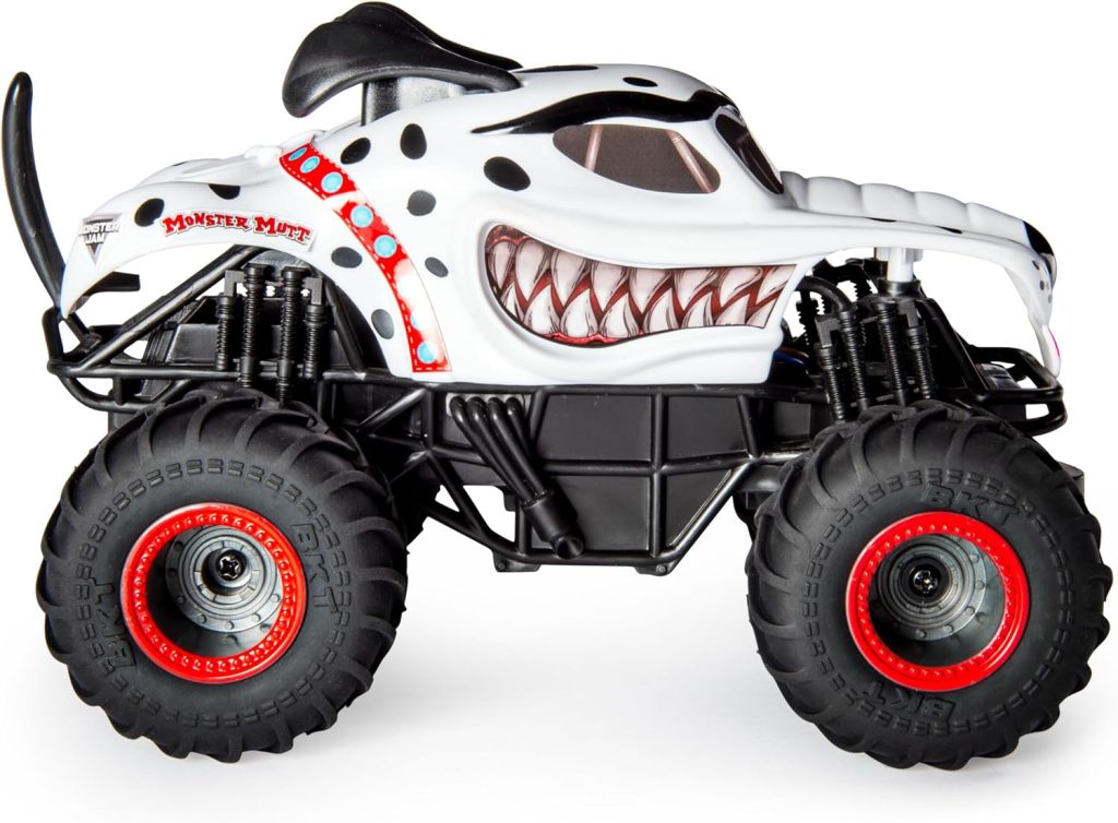Monster Jam Official Grave Digger Remote Control Monster Truck, 1:24 Scale, 2.4 GHz, for Ages 4 and Up