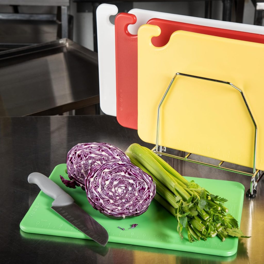 San Jamar Cut ‘N Carry 4 Cutting Board System, Plastic Board for Chopping Food in Home and Commercial Kitchen, 12″ x 18″, 4 Count